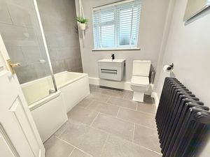 Knowle Close Great Sutton